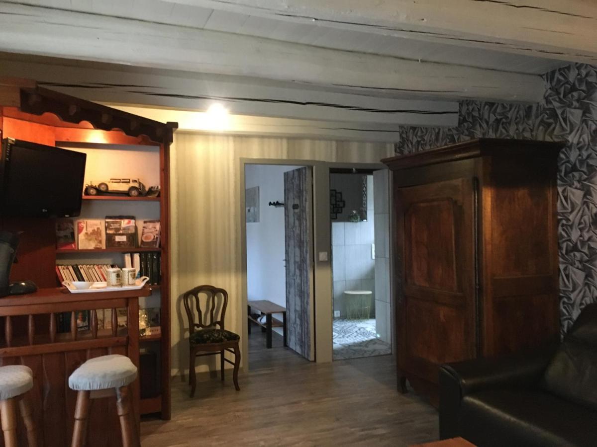Thiolieres Chambres D'Hotes Les Vergers De Louise المظهر الخارجي الصورة