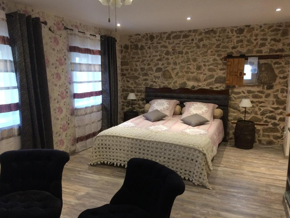 Thiolieres Chambres D'Hotes Les Vergers De Louise المظهر الخارجي الصورة